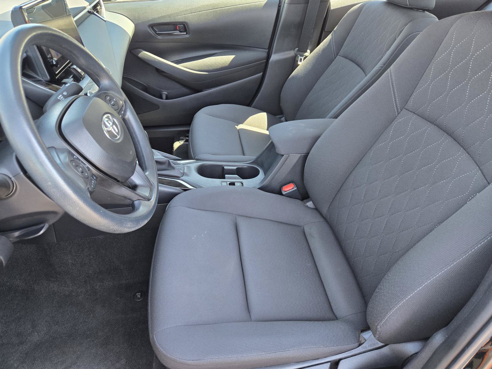 Used 2024 Toyota Corolla LE FWD image 19