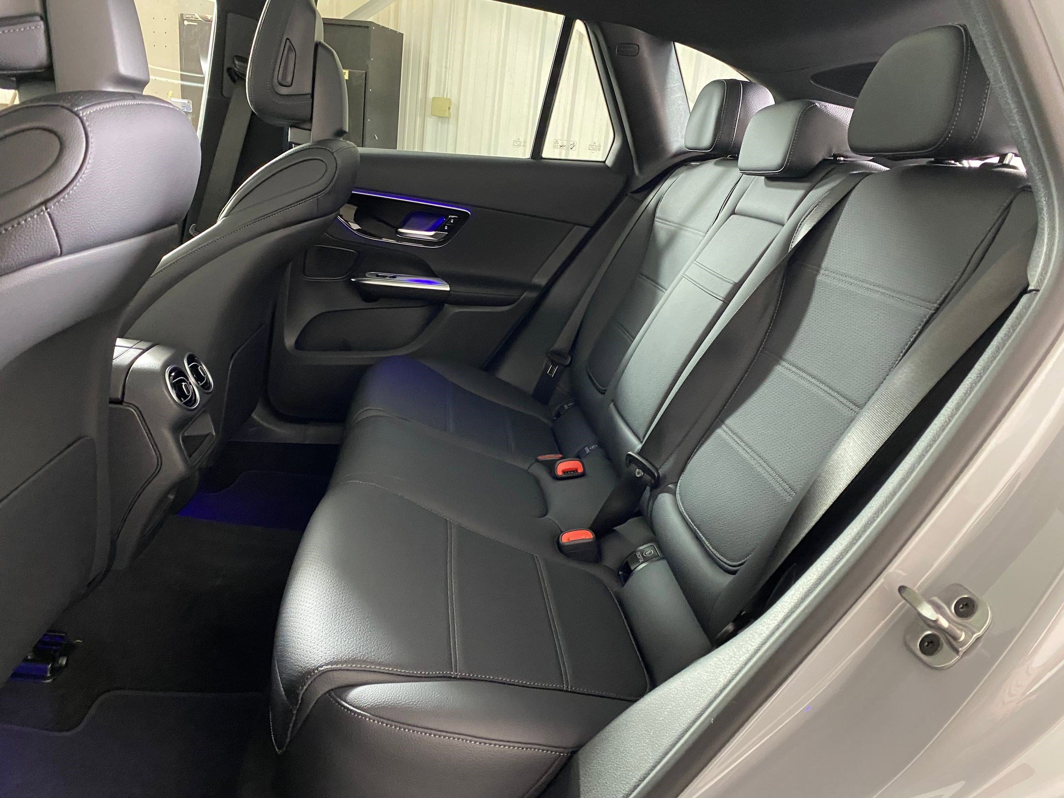 Used 2026 Mercedes-Benz GLC 300 4MATIC image 13