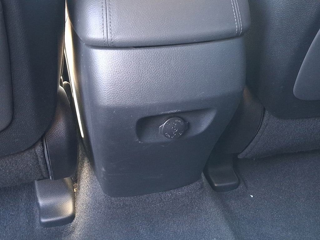 Used 2018 Hyundai Santa Fe Sport 2.0T w/ Cargo Package image 11