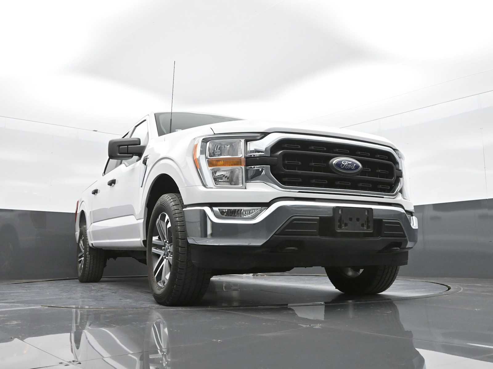 Used 2022 Ford F150 XLT image 30