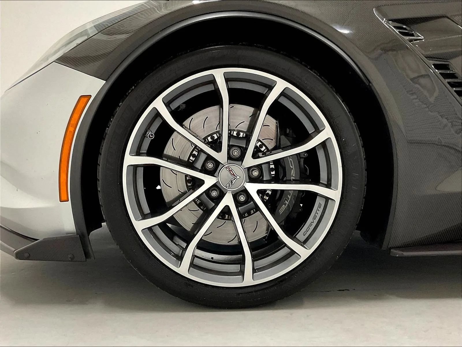 Used 2017 Chevrolet Corvette Grand Sport RWD image 30