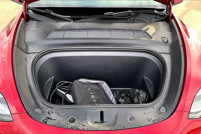 Used 2023 Tesla Model Y Performance image 29