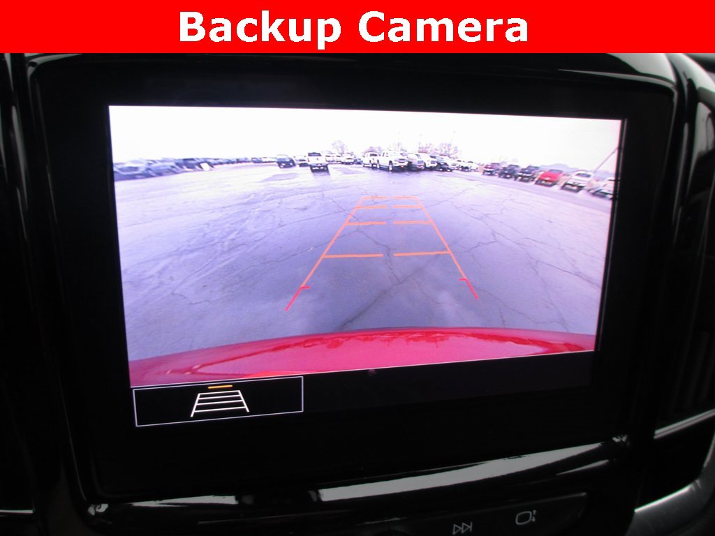 Used 2020 Chevrolet Traverse LT image 15