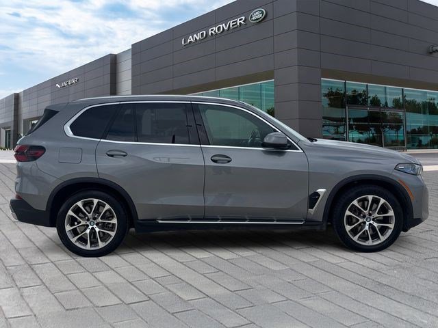Used 2024 BMW X5 xDrive50e image 6