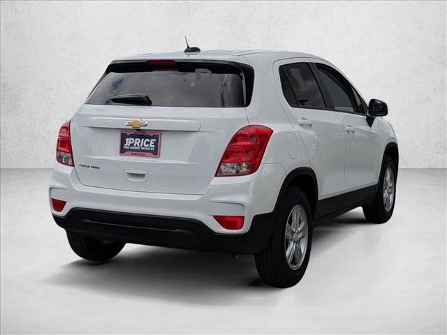 Used 2021 Chevrolet Trax LS w/ Tint and Cruise Package image 5