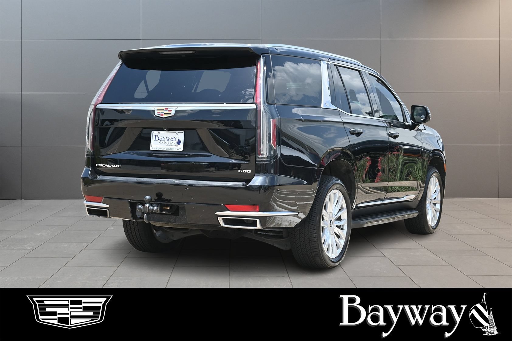 Used 2021 Cadillac Escalade Luxury RWD image 6