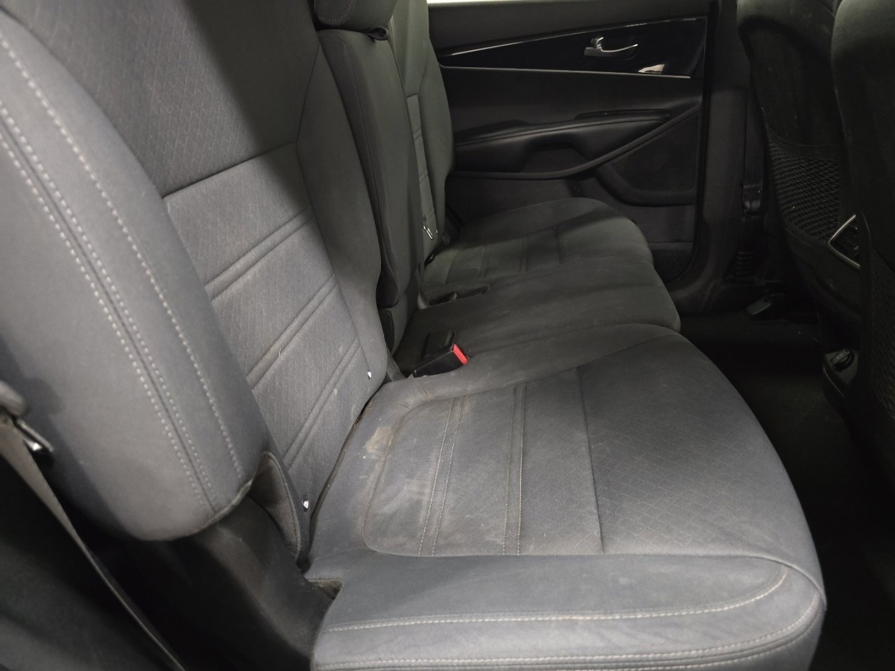 Used 2019 Kia Sorento LX image 19