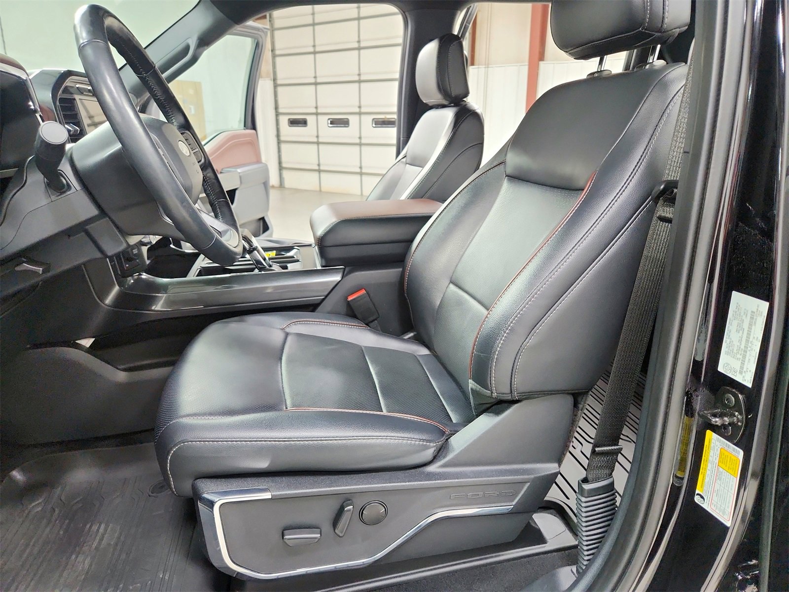 Used 2023 Ford F150 Lariat image 19