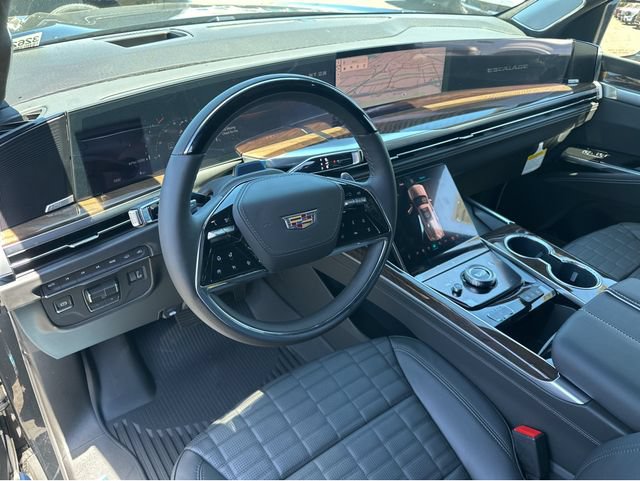 New 2026 Cadillac Escalade Platinum Sport w/ LPO, ONYX Package AWD/4WD image 25