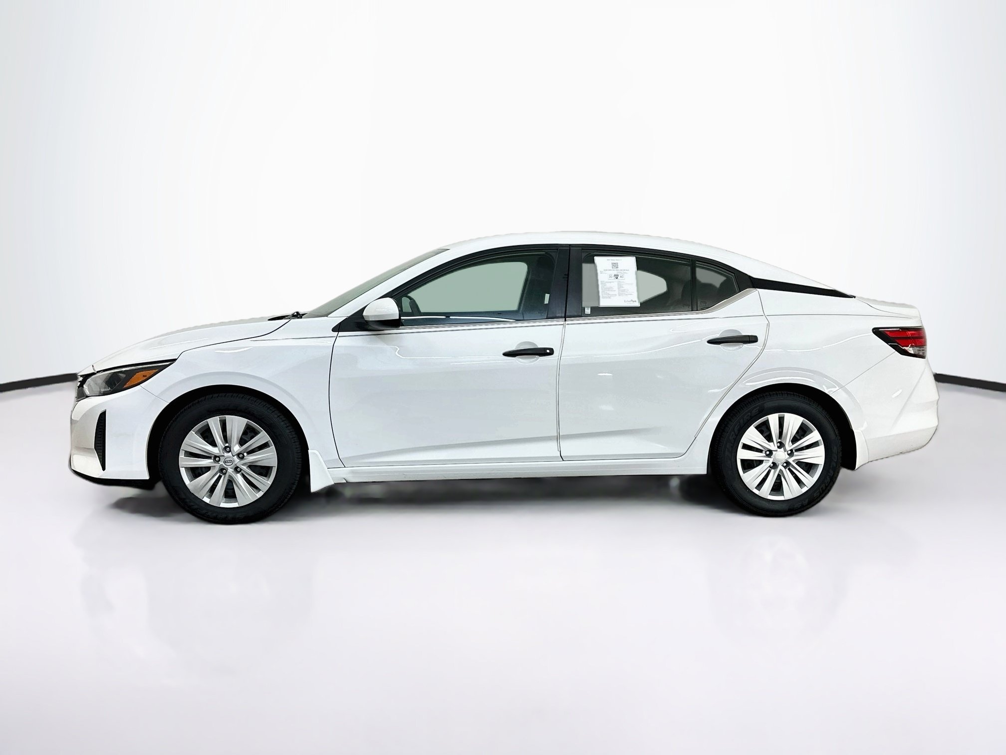 Used 2024 Nissan Sentra S FWD image 4