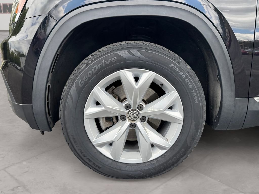 Used 2018 Volkswagen Atlas SEL AWD/4WD image 14