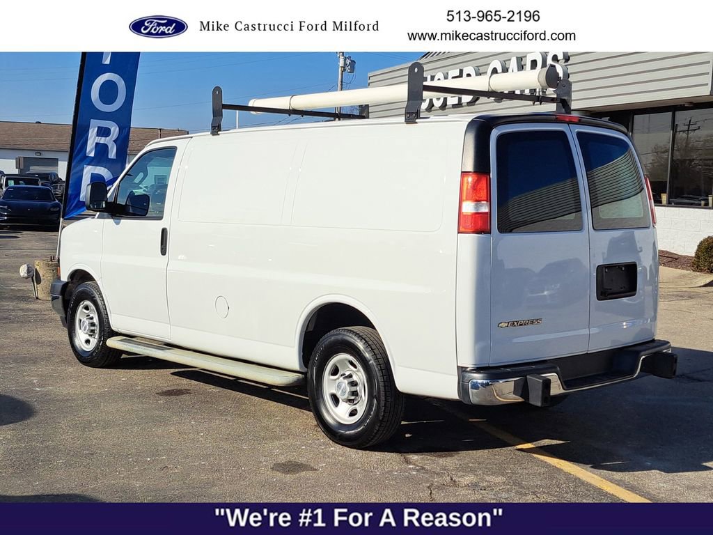 Used 2019 Chevrolet Express 2500 w/ Driver Convenience Package image 3