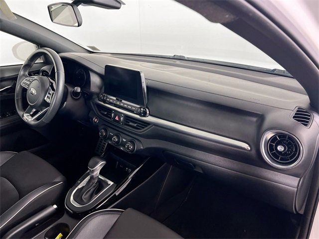 Used 2021 Kia Forte GT-Line w/ GT-Line Premium Package image 27