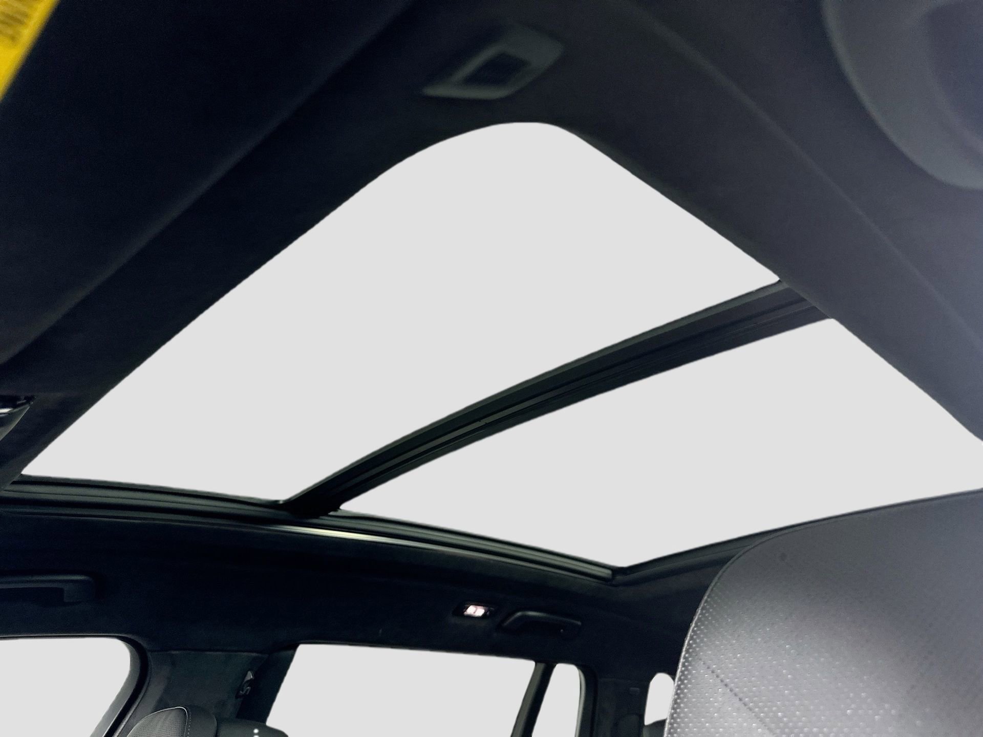 Certified 2026 BMW X7 xDrive40i w/ M Sport Package image 13