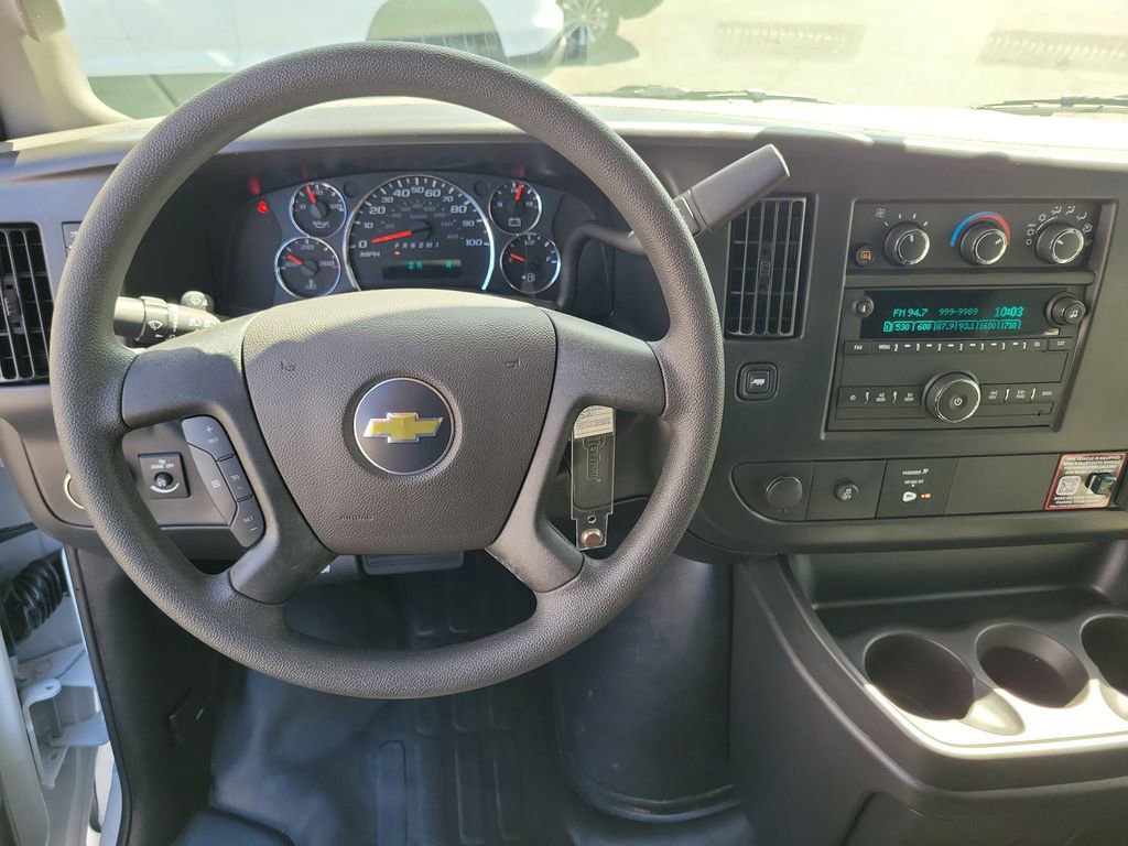 New 2026 Chevrolet Express 2500 w/ Communications Package RWD image 4