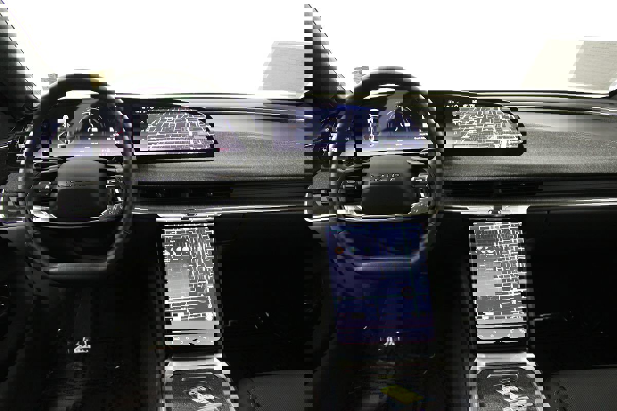 Used 2024 Lucid Air Pure image 11