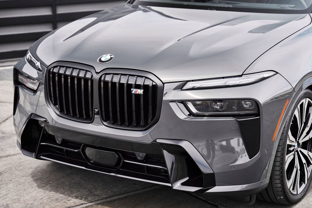 Used 2026 BMW X7 M60i image 5