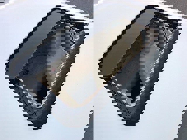 Used 2017 Volkswagen Passat 1.8T SEL Premium image 9