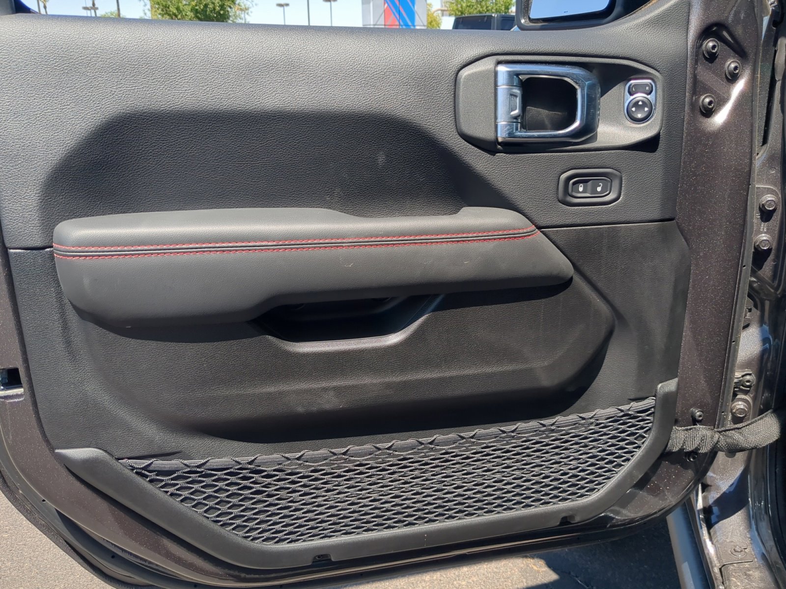 New 2025 Jeep Wrangler Unlimited Rubicon w/ Steel Bumper Group image 13