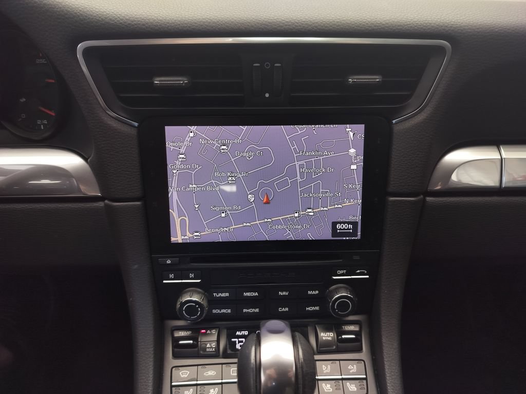 Certified 2019 Porsche 911 Targa 4S AWD/4WD image 18