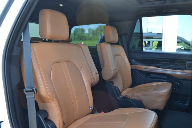 Certified 2024 Ford Expedition Platinum AWD/4WD image 37