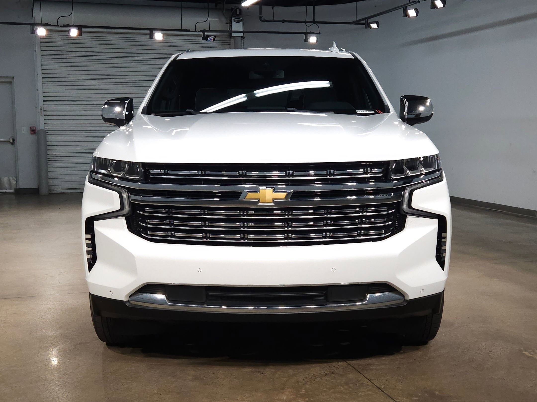 Used 2024 Chevrolet Suburban Premier image 2