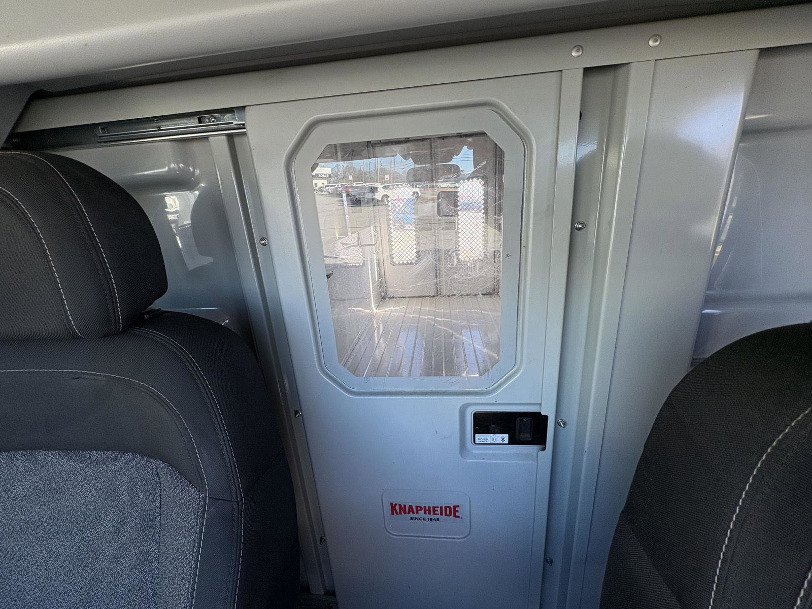 Used 2019 RAM ProMaster 3500 w/ Premium Appearance Group image 9