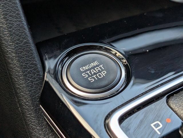 Used 2025 Kia Sportage EX FWD image 31