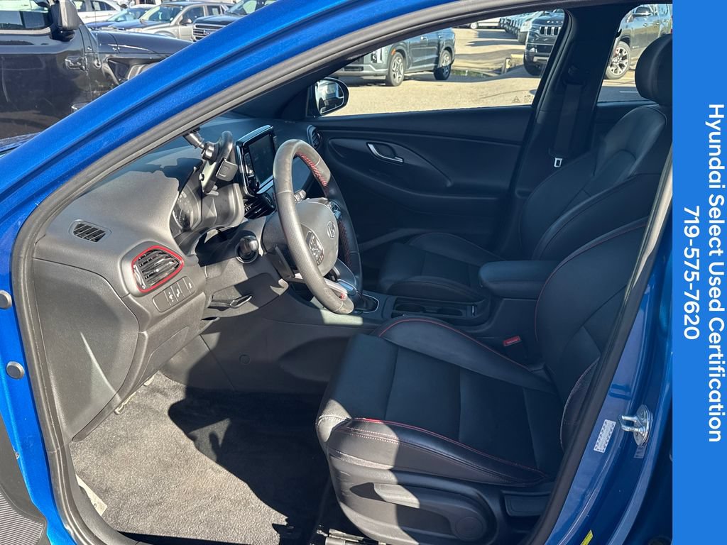 Used 2018 Hyundai Elantra GT Sport FWD image 28