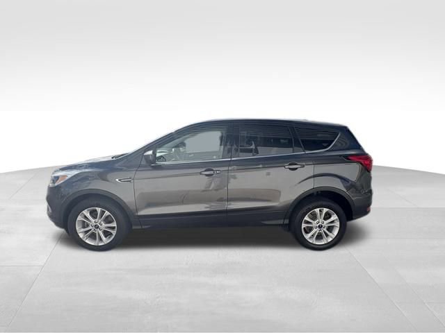 Used 2019 Ford Escape SE image 8