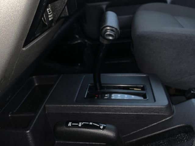 Used 2006 Jeep Wrangler Rubicon w/ Security Group AWD/4WD image 30