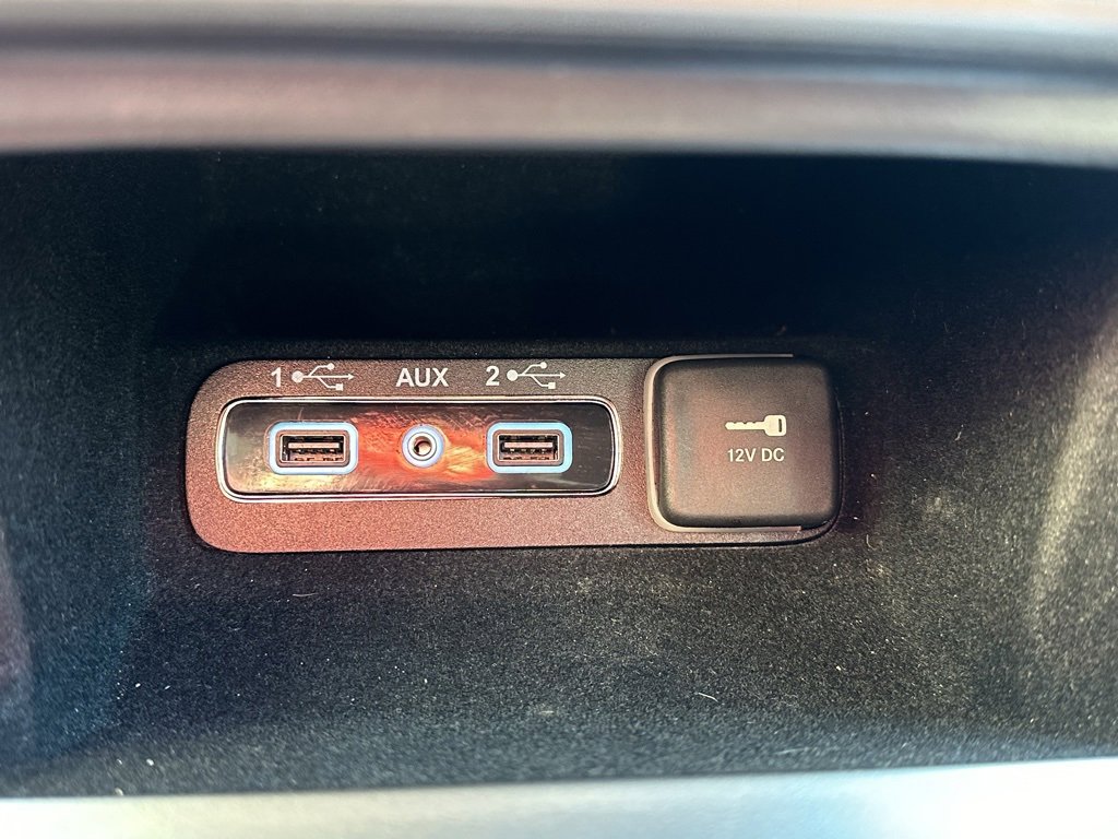 Used 2021 Jeep Grand Cherokee Limited w/ Trailer Tow Group IV image 28