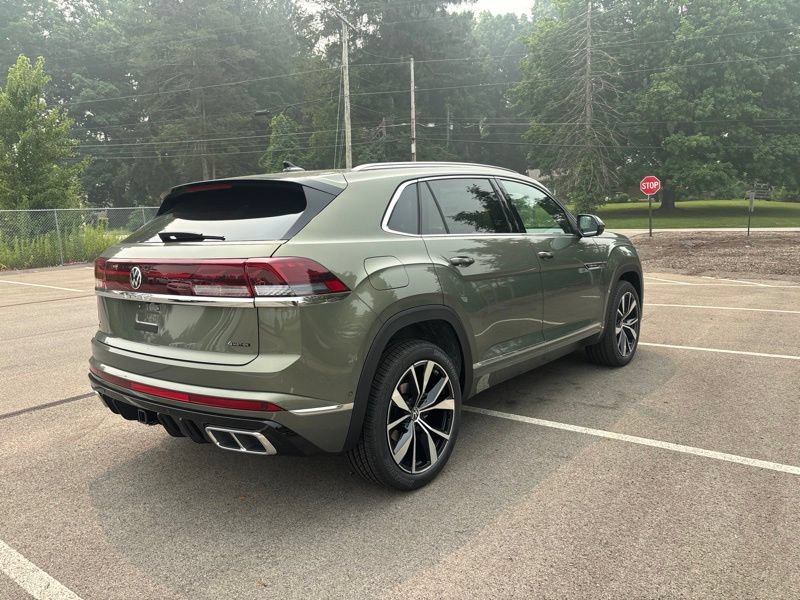 New 2026 Volkswagen Atlas Cross Sport SEL Premium R-Line AWD/4WD image 3
