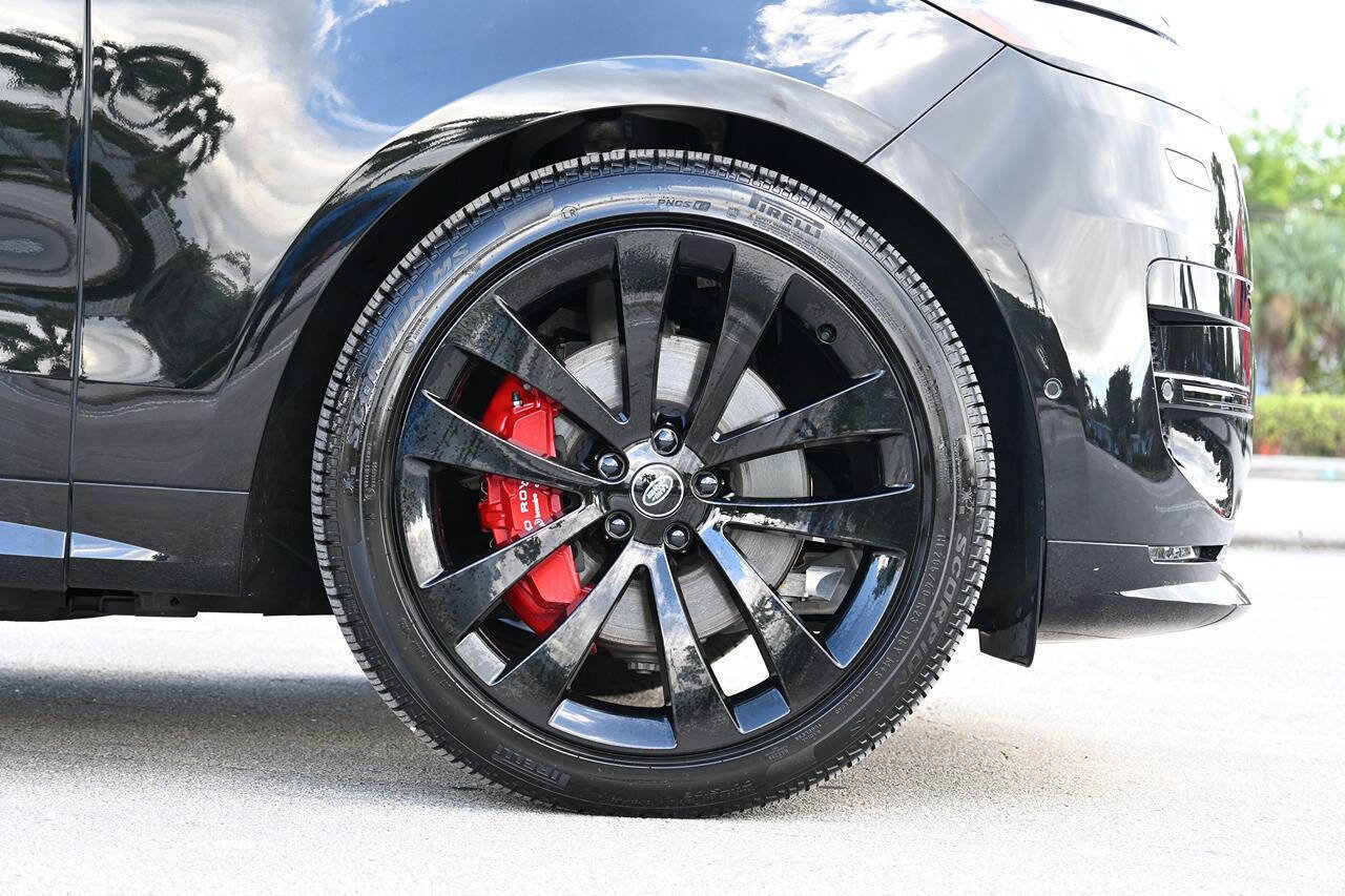 Used 2025 Land Rover Range Rover Sport Dynamic SE image 28
