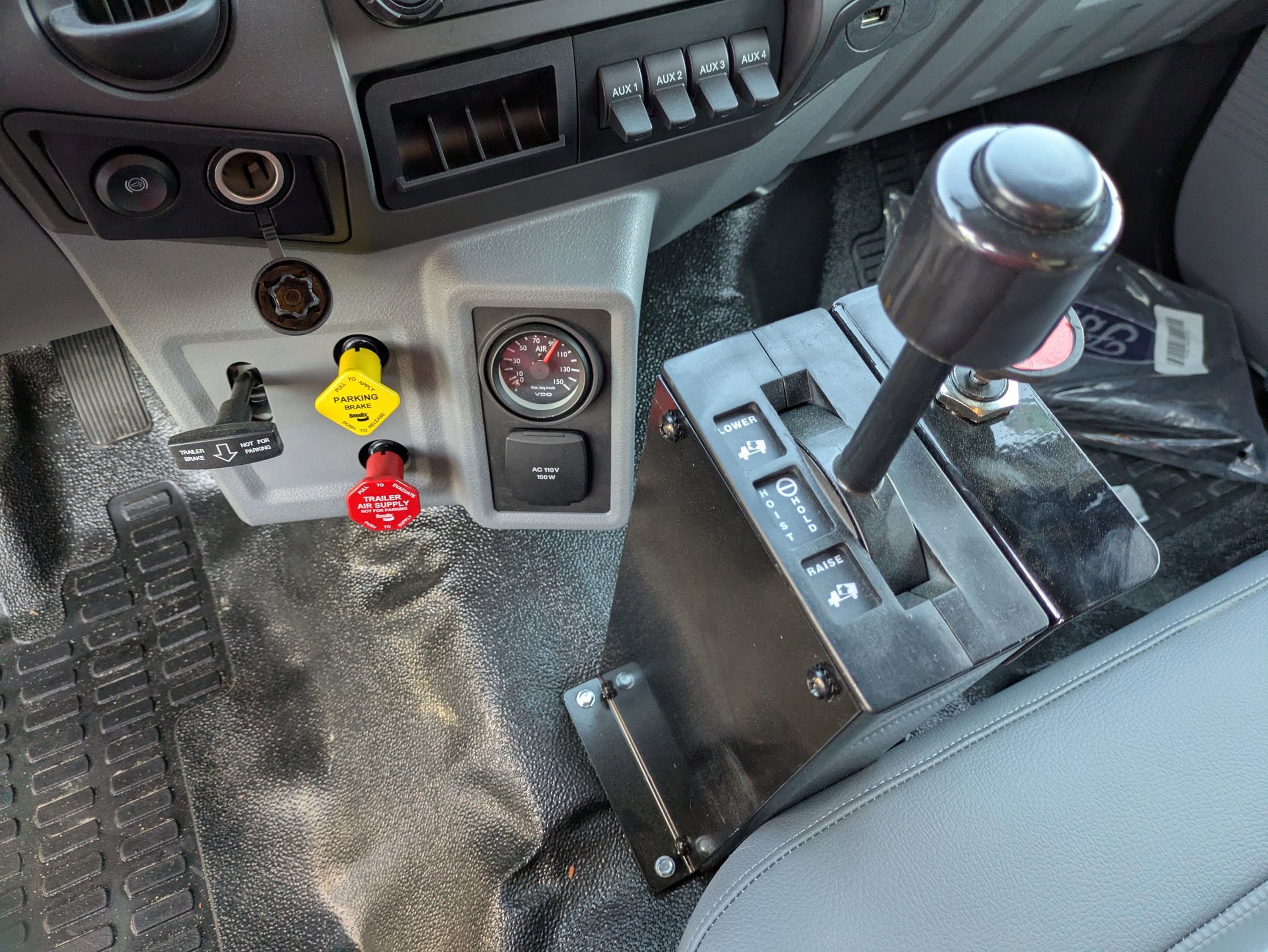 New 2027 Ford F750 2WD Regular Cab Super Duty image 24