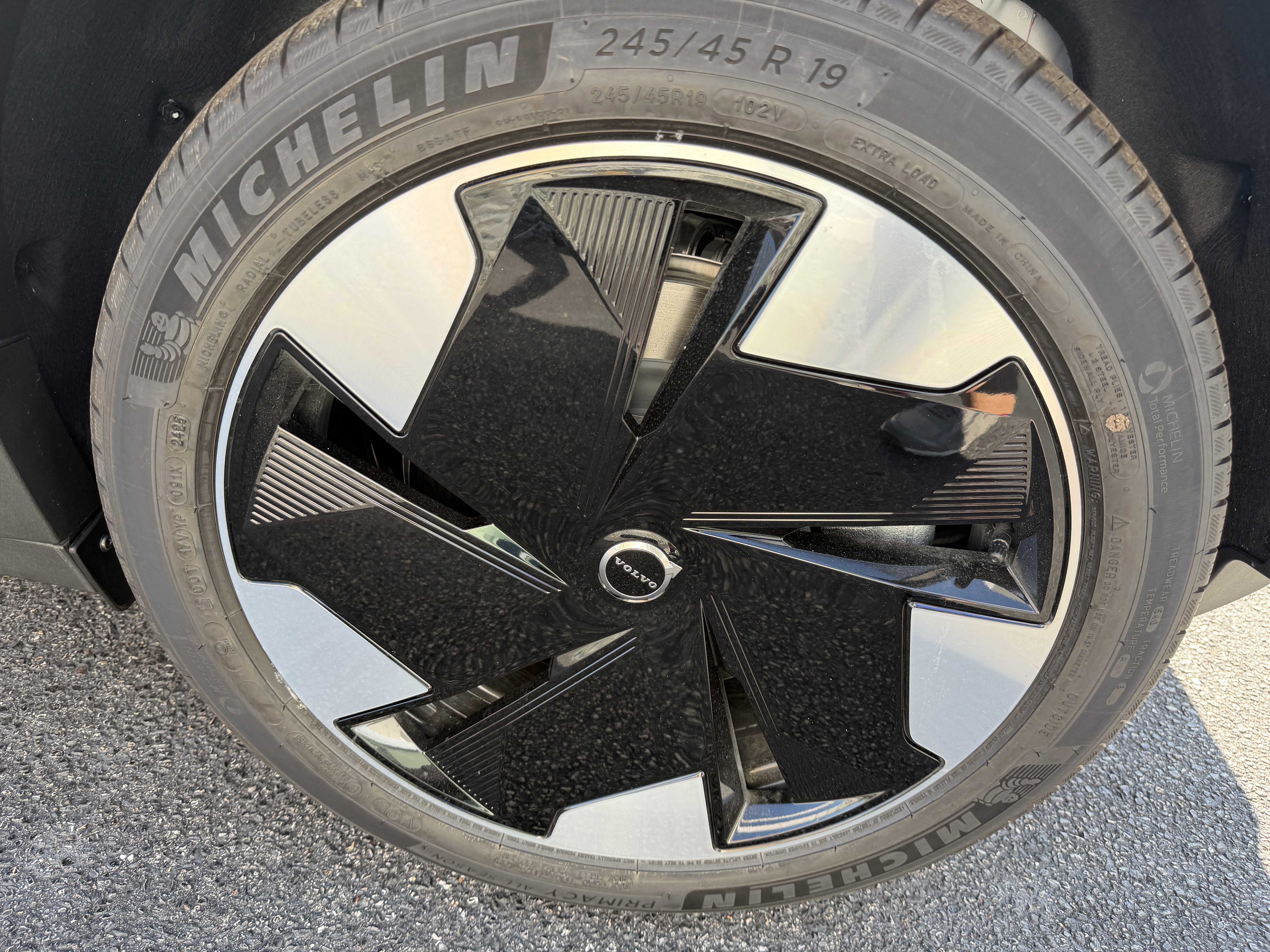 New 2026 Volvo EX30 Ultra image 27