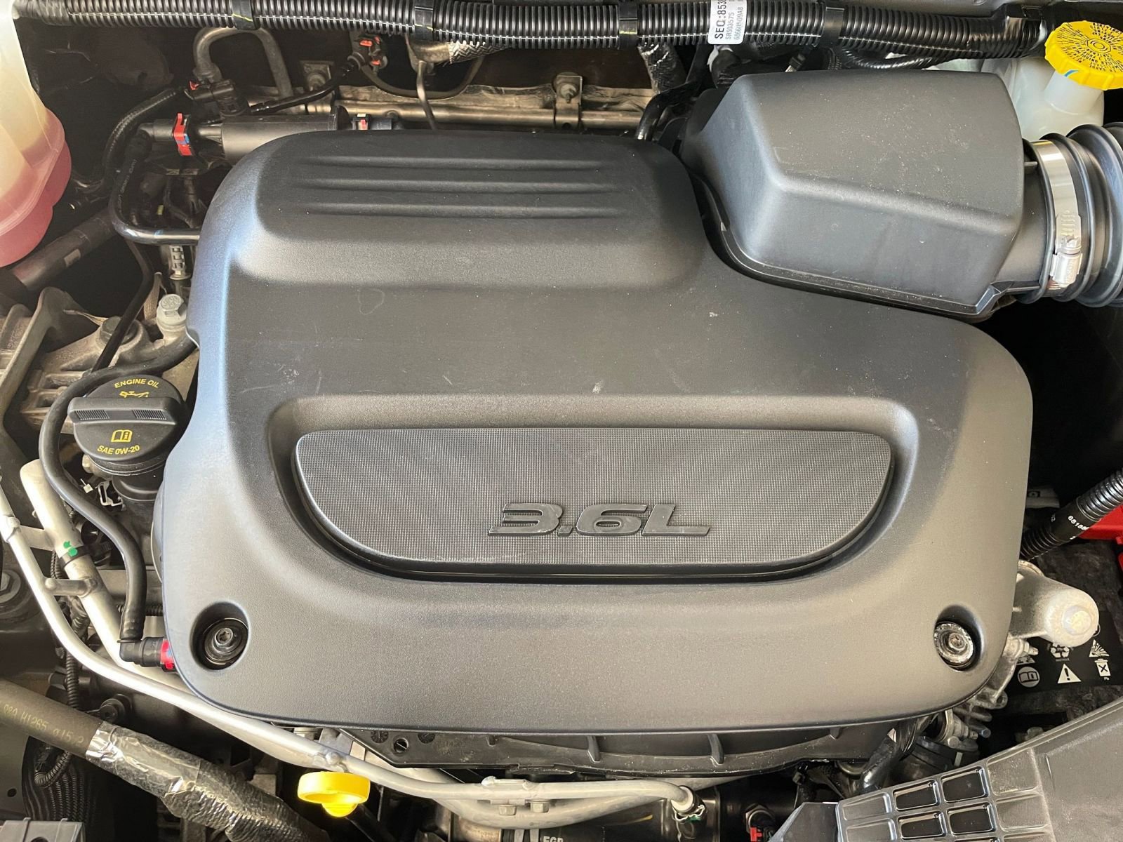 Used 2025 Chrysler Pacifica Select FWD image 34