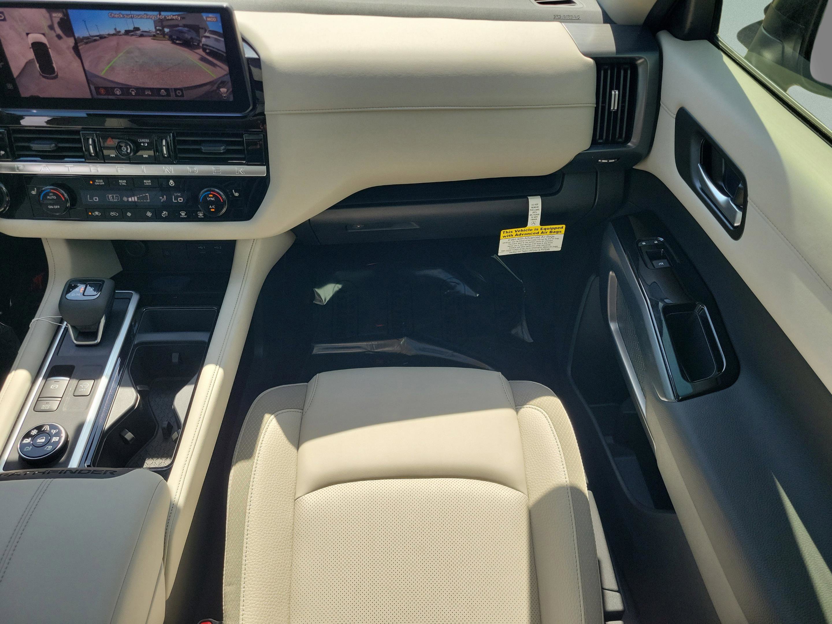 New 2026 Nissan Pathfinder SL image 19