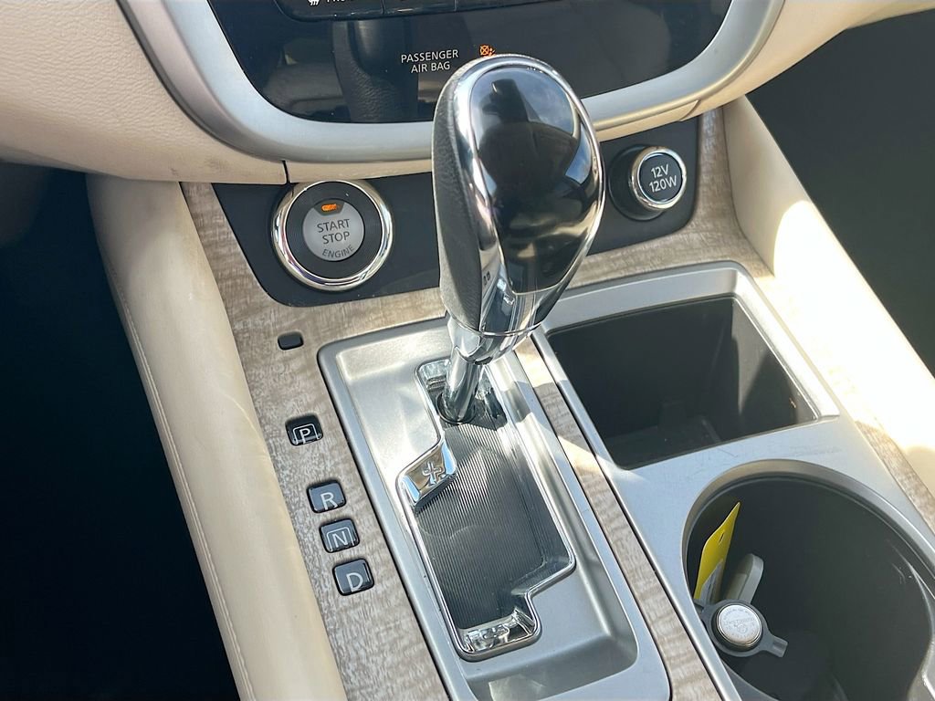 Used 2022 Nissan Murano SL w/ SL Moonroof Package image 17