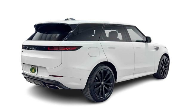 Used 2024 Land Rover Range Rover Sport Dynamic SE image 2