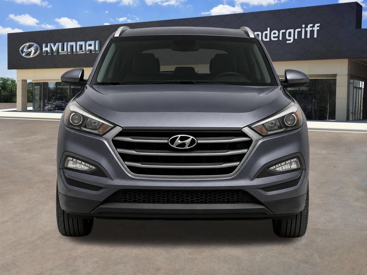 Used 2017 Hyundai Tucson SE w/ SE Popular Package 02 FWD image 2