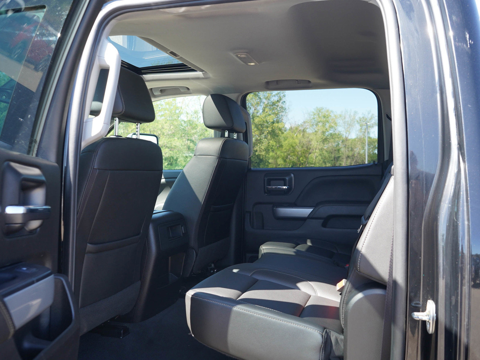Used 2019 Chevrolet Silverado 3500 LTZ w/ Duramax Plus Package AWD/4WD image 16