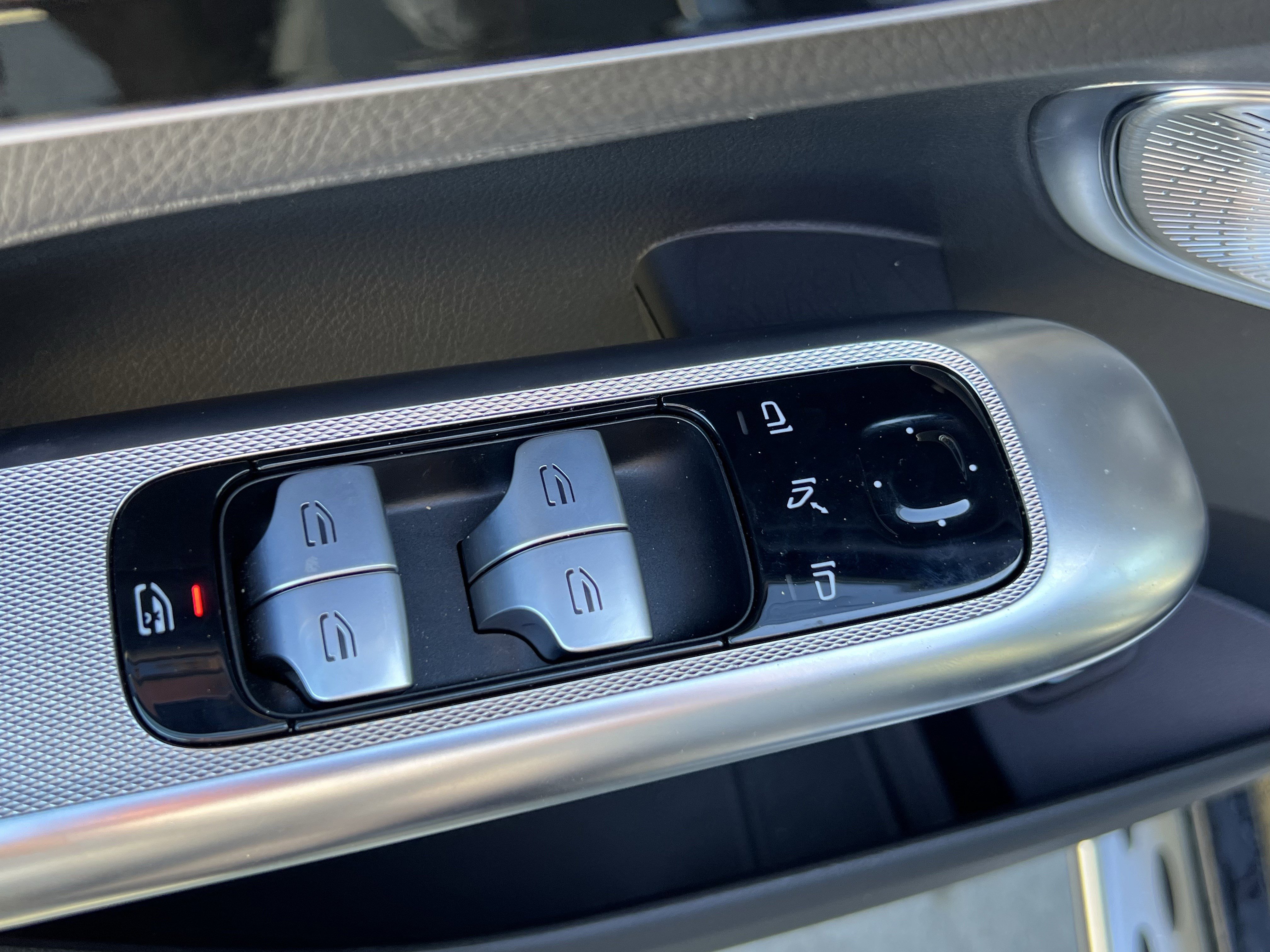 Certified 2024 Mercedes-Benz GLC 300 4MATIC w/ AMG Line image 15