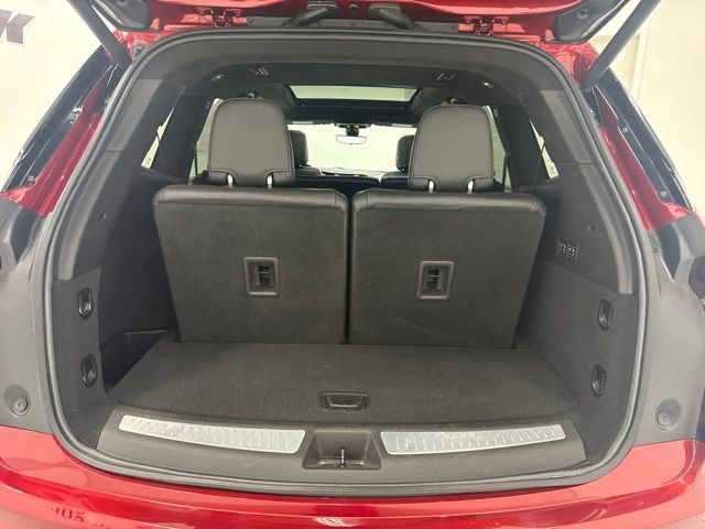 Used 2022 Cadillac XT6 Premium Luxury w/ Platinum Package AWD/4WD image 31