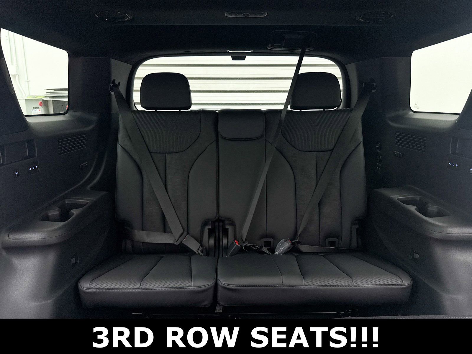 Used 2025 Hyundai Palisade Calligraphy image 12