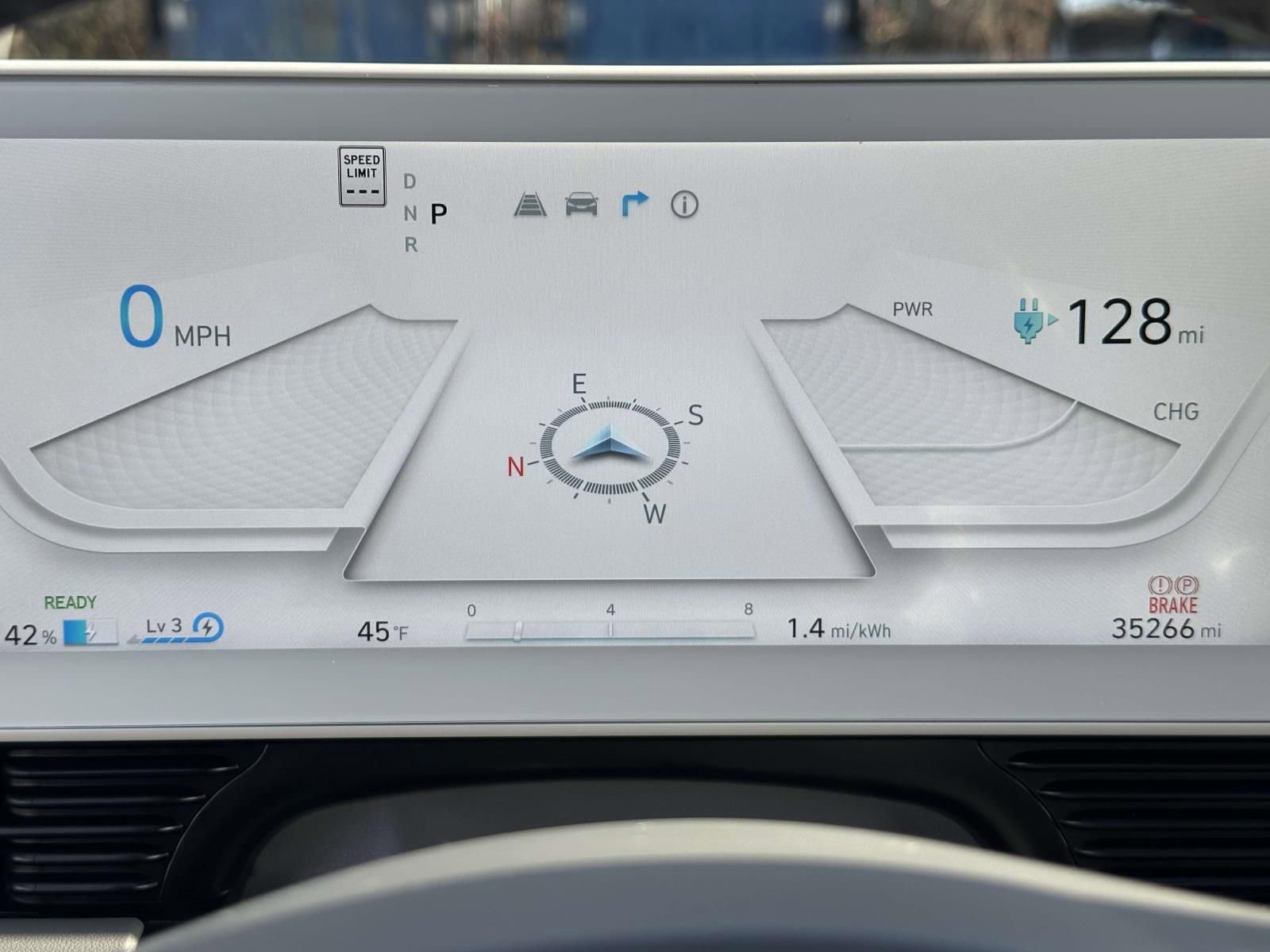 Used 2022 Hyundai Ioniq 5 SE image 19