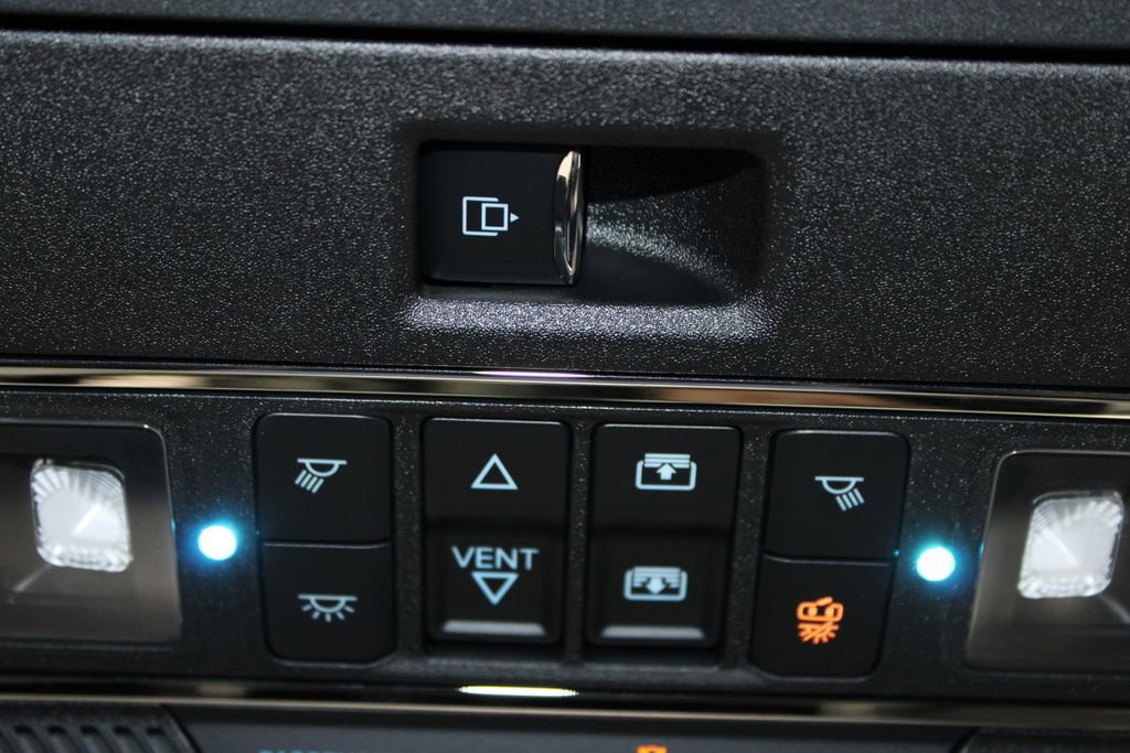 New 2025 Ford F150 Lariat w/ Equipment Group 502A High image 69