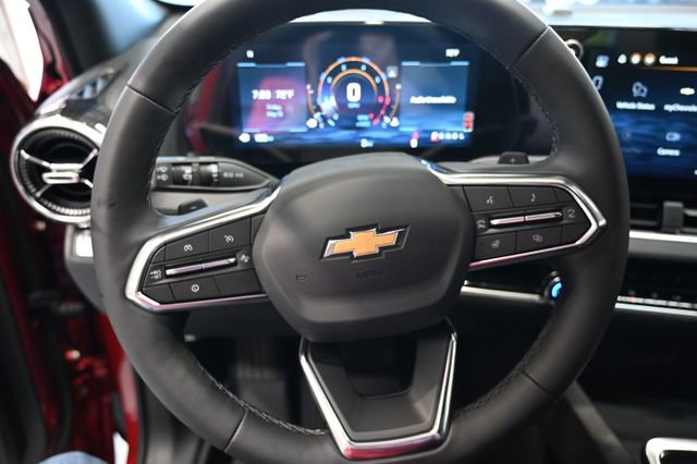 New 2026 Chevrolet Equinox LT w/ Convenience Package II FWD image 22