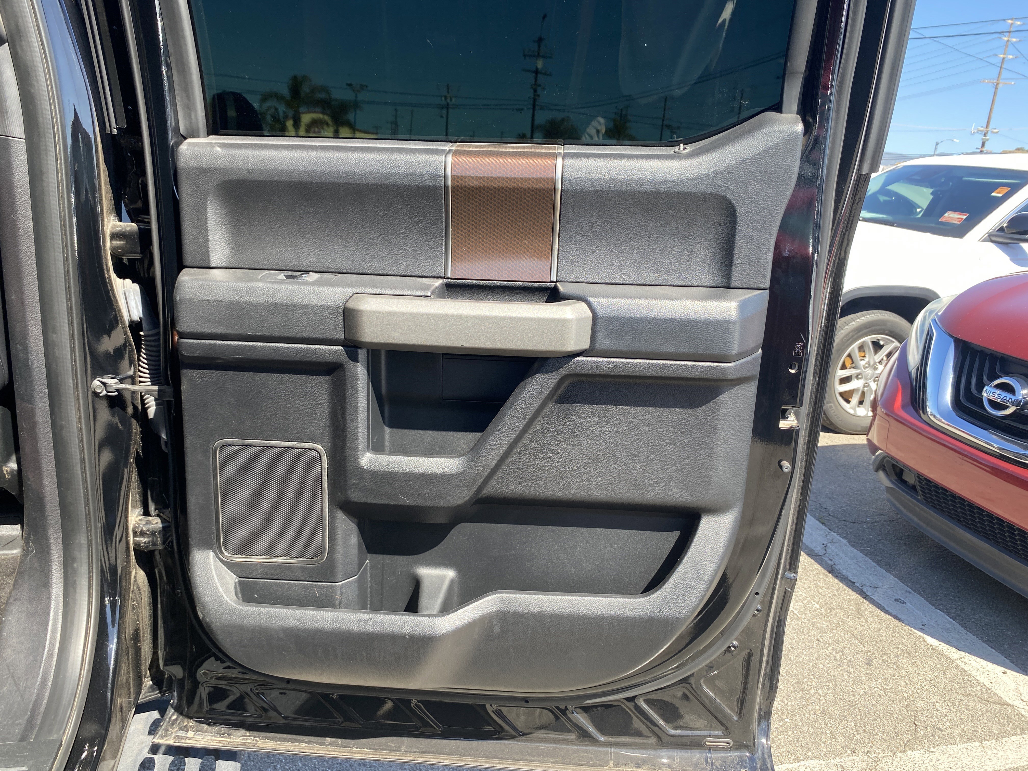 Used 2018 Ford F150 Raptor w/ Equipment Group 802A Luxury image 24