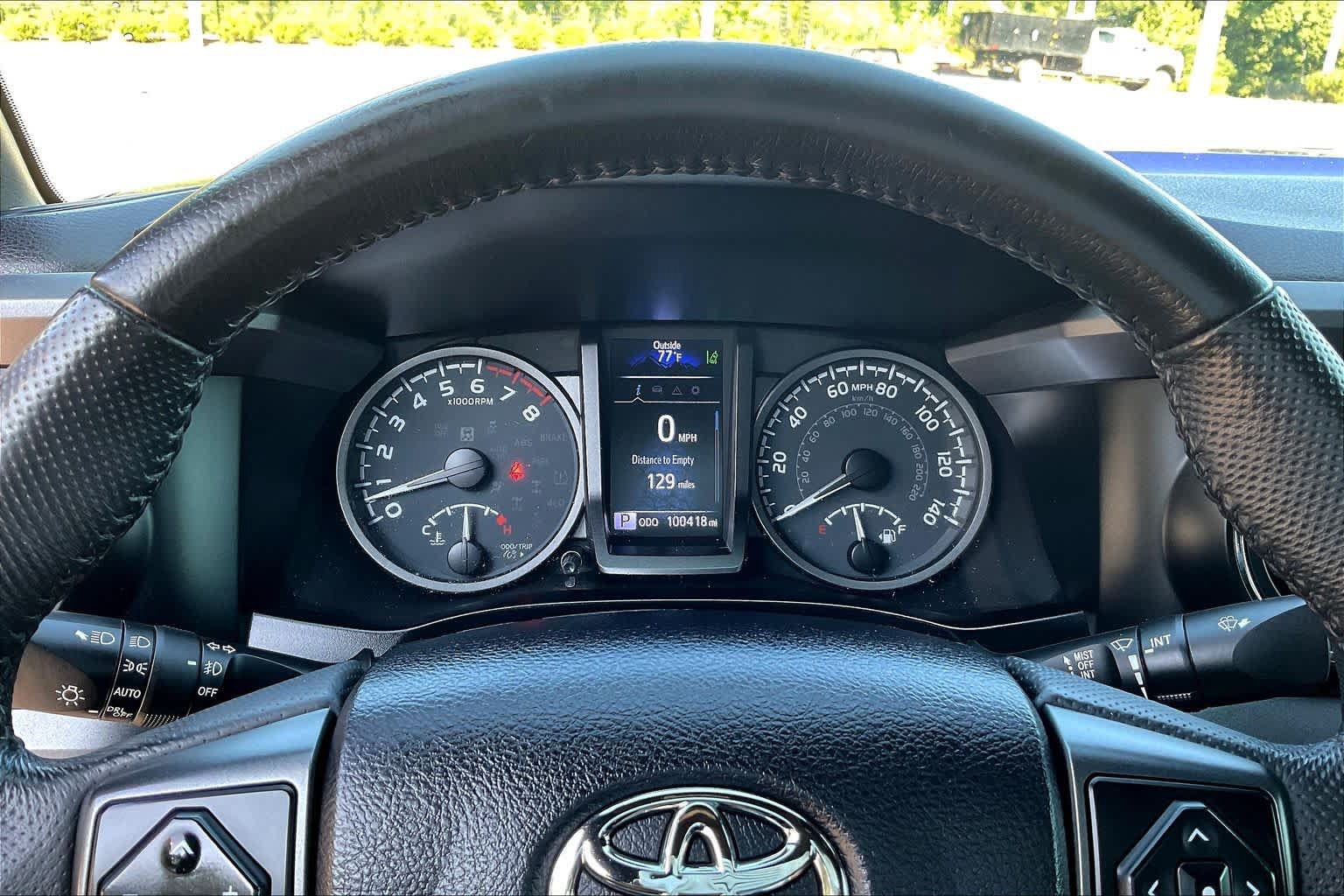 Used 2022 Toyota Tacoma TRD Off-Road w/ Technology Package RWD image 25